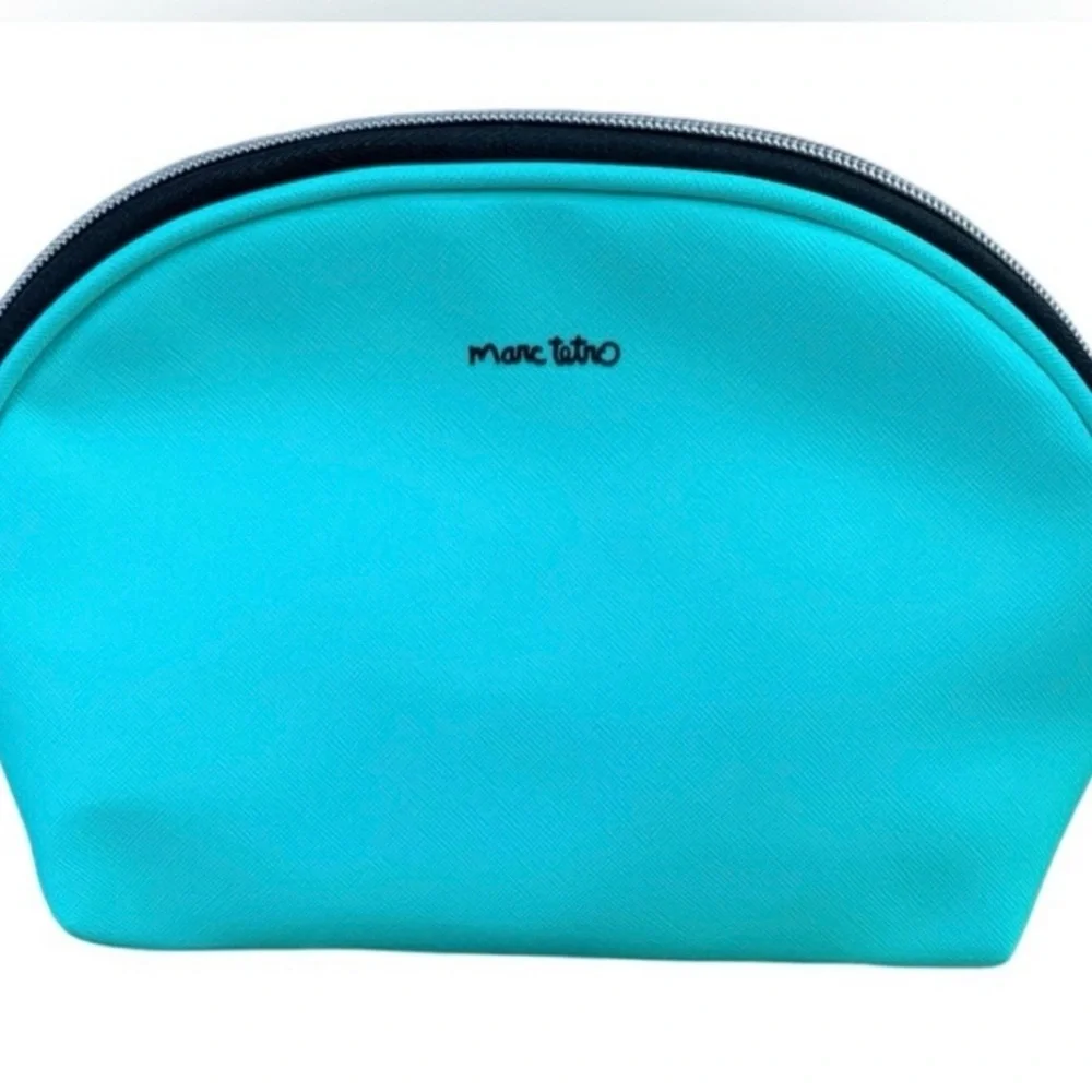 Marc Tetro NWT Aqua Teal Green French Bulldog Cosmetic Zippered Bag